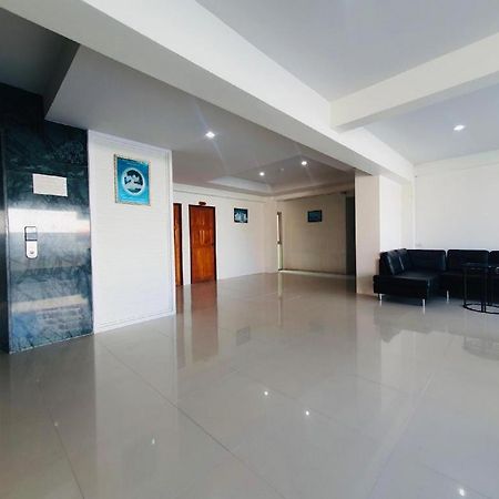 Sukwilai Hotel HHQ Esterno foto